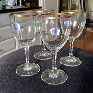 SCHOTT-ZWIESEL Set of 4 Meran Gold Wine Glasses